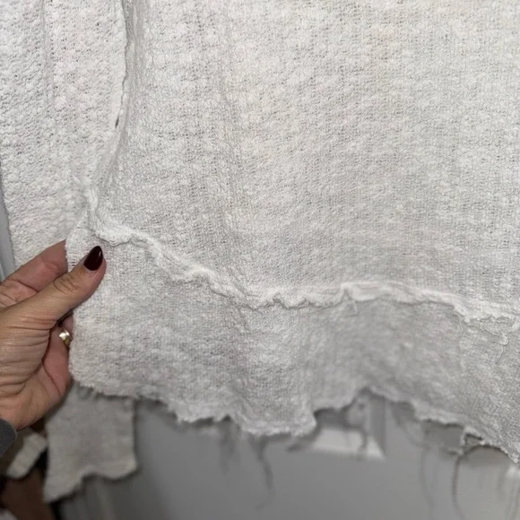 We The Free White Textured Long Sleeve Top with Raw Hem - Picture 3 of 5